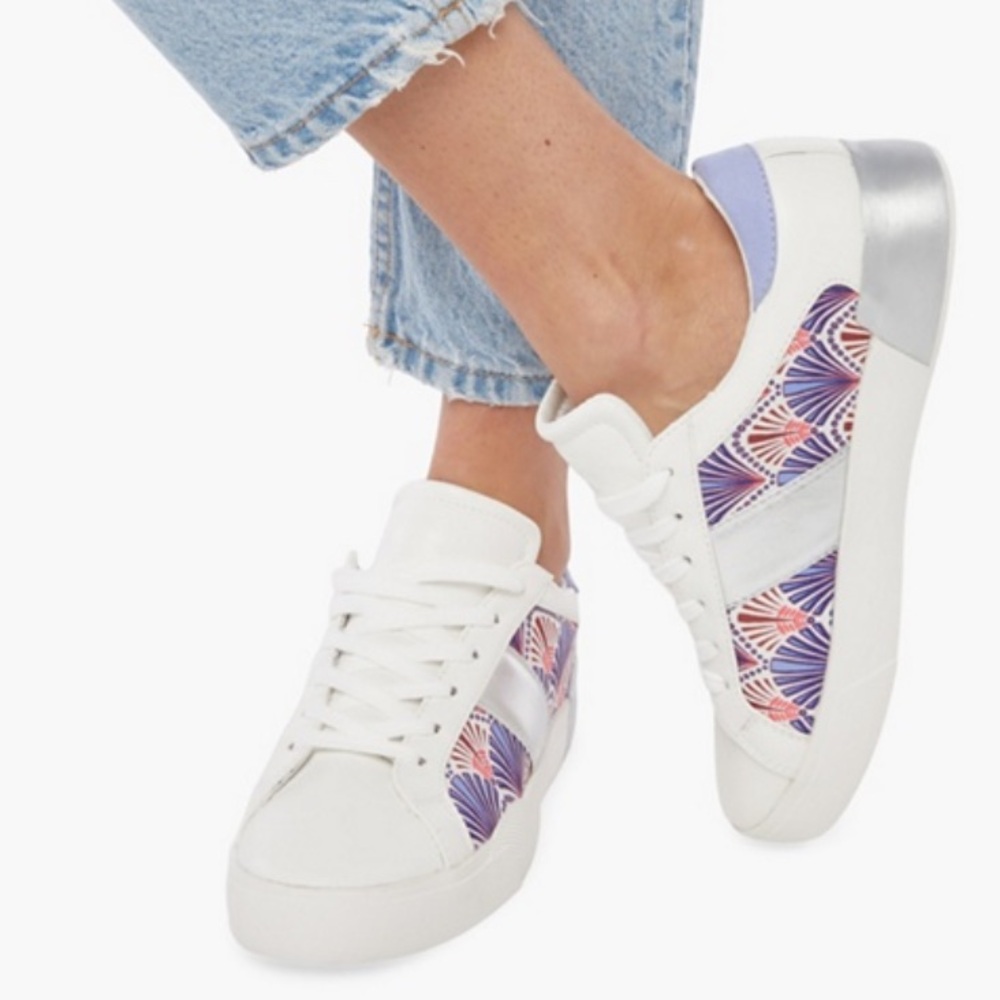Just Fab Women's White and Purple Sneakers Size 9